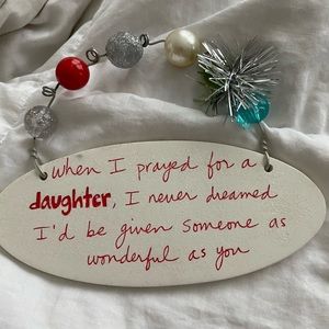 Wall decor (daughter)